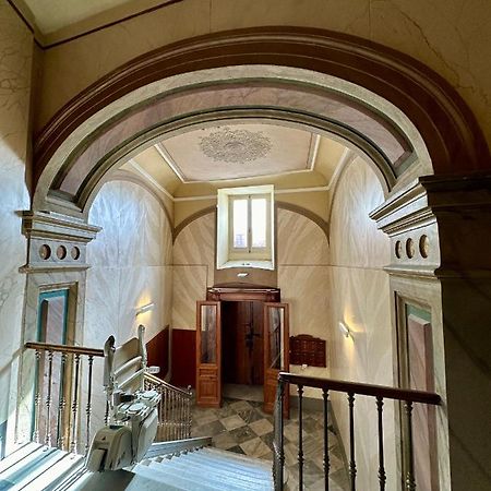 Piazza Carlo Alberto Otel Cagliari Dış mekan fotoğraf