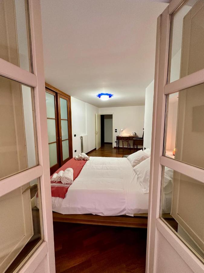 Piazza Carlo Alberto Otel Cagliari Dış mekan fotoğraf
