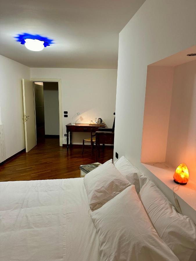 Piazza Carlo Alberto Otel Cagliari Dış mekan fotoğraf