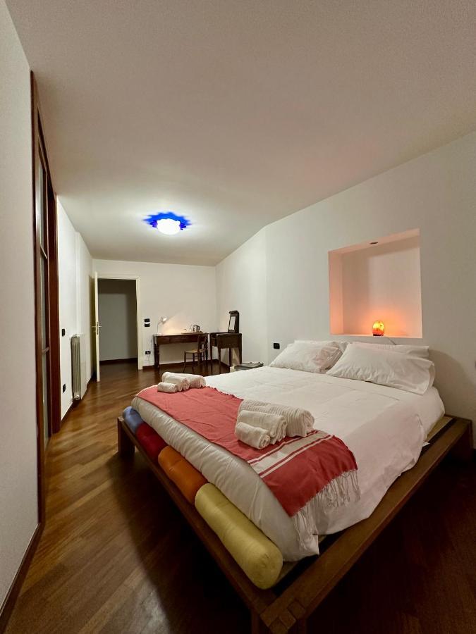 Piazza Carlo Alberto Otel Cagliari Dış mekan fotoğraf